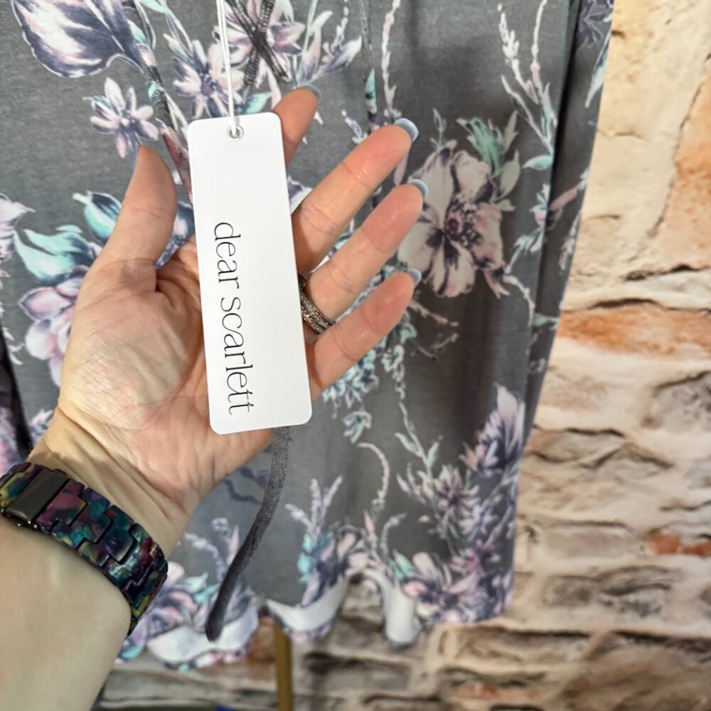 Dear Scarlett - Pullover with a Hoodie - Floral Multi - XL - NWT - Picture 5 of 11